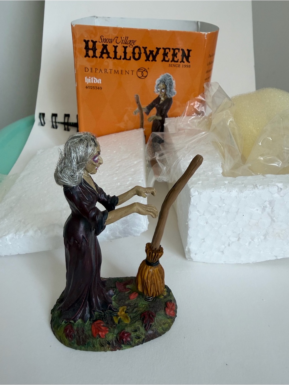 Department 56 Snow Village Halloween Hilda #4025349 Witch Zombie Figure Open Box - Picture 2 of 7